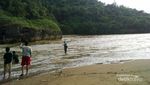 Pantai Pancer Door di Pacitan, Bisa Buat Surfing!