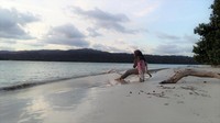 Menunggu fajar muncul di Pulau Peucang