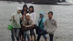 Pantai Papuma, Potret Keindahan Alam yang Menakjubkan