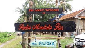 Pantai Pasir Putih Bulukumba, Mandala Ria
