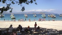 Pinggir pantai Papuma
