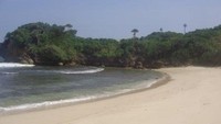 Pantai Peh Pulo begitu sepi