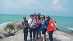 Pantai Penyabong, Satu Lagi Pantai Cantik di Belitung
