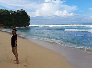 Pantai Pok Tunggal, Surga Baru di Yogyakarta