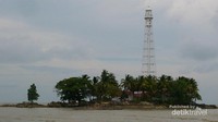 Mercusuar di Pulau Besar