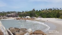 Indahnya Pantai Rambak