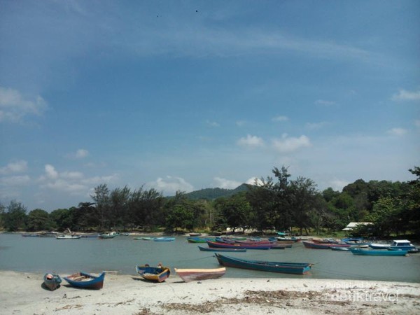 Pantai Rebo dan Cerita Masyarakat Laskar Pelangi