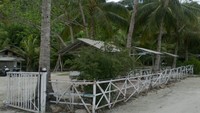 Podok Kecil di Pantai Ringgung
