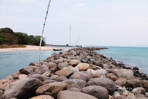 Pantai Santolo, Paling Unik di Garut