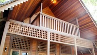 Cottage sederhana di Pantai Saronde