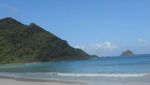 Pantai Selong Belanak, Tempatnya Bule Bersantai di Lombok