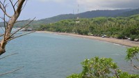 Lanskap Pantai Senggigi dari atas