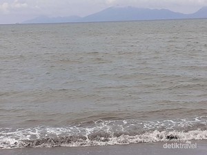 Pantai Syiah Kuala, Tempat Bersantai dan Wisata Religi di Banda Aceh