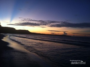 Pantai Tanjung Bara yang Masih Perawan di Sulawesi Selatan