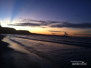 Pantai Tanjung Bara yang Masih Perawan di Sulawesi Selatan