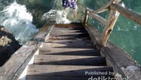 Berpose di Tanjung Bira