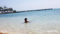 Beach Club Pantai Tanjung Lesung