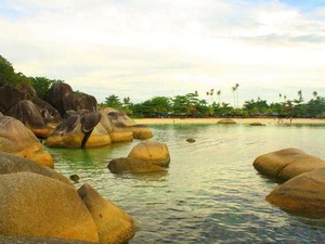 Pantai Tanjung Tinggi, Si Cantik Pencuri Hati dari Belitung