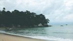 Pantai Teluk Uber di Bangka, Untuk Liburan Hingga Bulan Madu