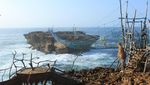 Pantai Timang yang Sulit Ditaklukkan