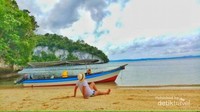 keindahan pantai Urai yang begitu indah