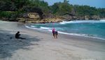 Pantai Wawaran, Lokasi Syuting Si Bolang di Pacitan