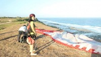Usai paragliding