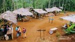 Pasar Kekinian di Banjarnegara Bayarnya Pakai Koin Kayu
