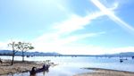 Pasir Panjang, Sensasi Wisata Pantai di Tepian Danau