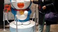 Doraemon sang maskot di Smile Road