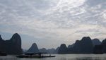 Pemandangan Ajaib di Halong Bay, Vietnam