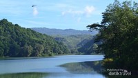 Lanskap waduk yang cantik