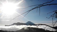 Puncak bukit di kawasan Si Kidang