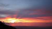 Cantiknya sunset Gunung Pulosari