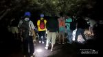 Penampakan Cahaya Surga di Gua Pandan