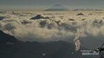 Penampakan Puncak Gunung Tertinggi Kedua di Pulau Jawa