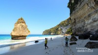 Siapkan gadgetmu! Jangan lupa berfoto bila tiba di pantai ini