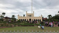 Istana Siak dan hamparan halamannya