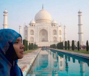 Pengalaman ke Taj Mahal: Ditipu Bus, Dipalak Sewa Mobil