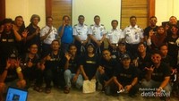 Laskar Gerhana foto bersama BMKG, BAKAMLA, Dinas Pariwisata