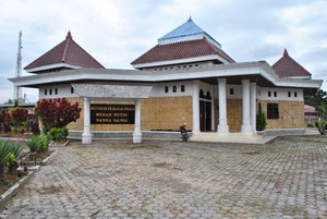 Penjelajahan ke Kota yang Pertama Merdeka di Kaltim