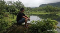 situ galuga di dalam perjalanan menuju curug ngebul