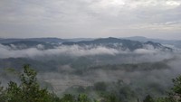 Pemandangan eksotik dari atas Bukit Pentulu Indah