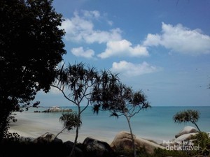Pergi Membolang ke Membalong di Sisi Selatan Belitung