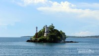 Pulau-pulau kecil sepanjang perjalanan