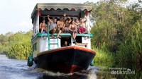 Perjalanan naik perahu klotok