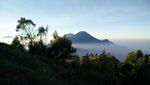 Perjuangan Menikmati Sunrise di Puncak Gunung Prau