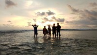 Pantai Ujung Genteng