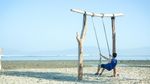 Peselancar Wajib ke Sini: Pantai Lakey di Dompu