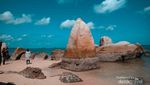 Pesona Batu Berlayar yang Unik di Belitung